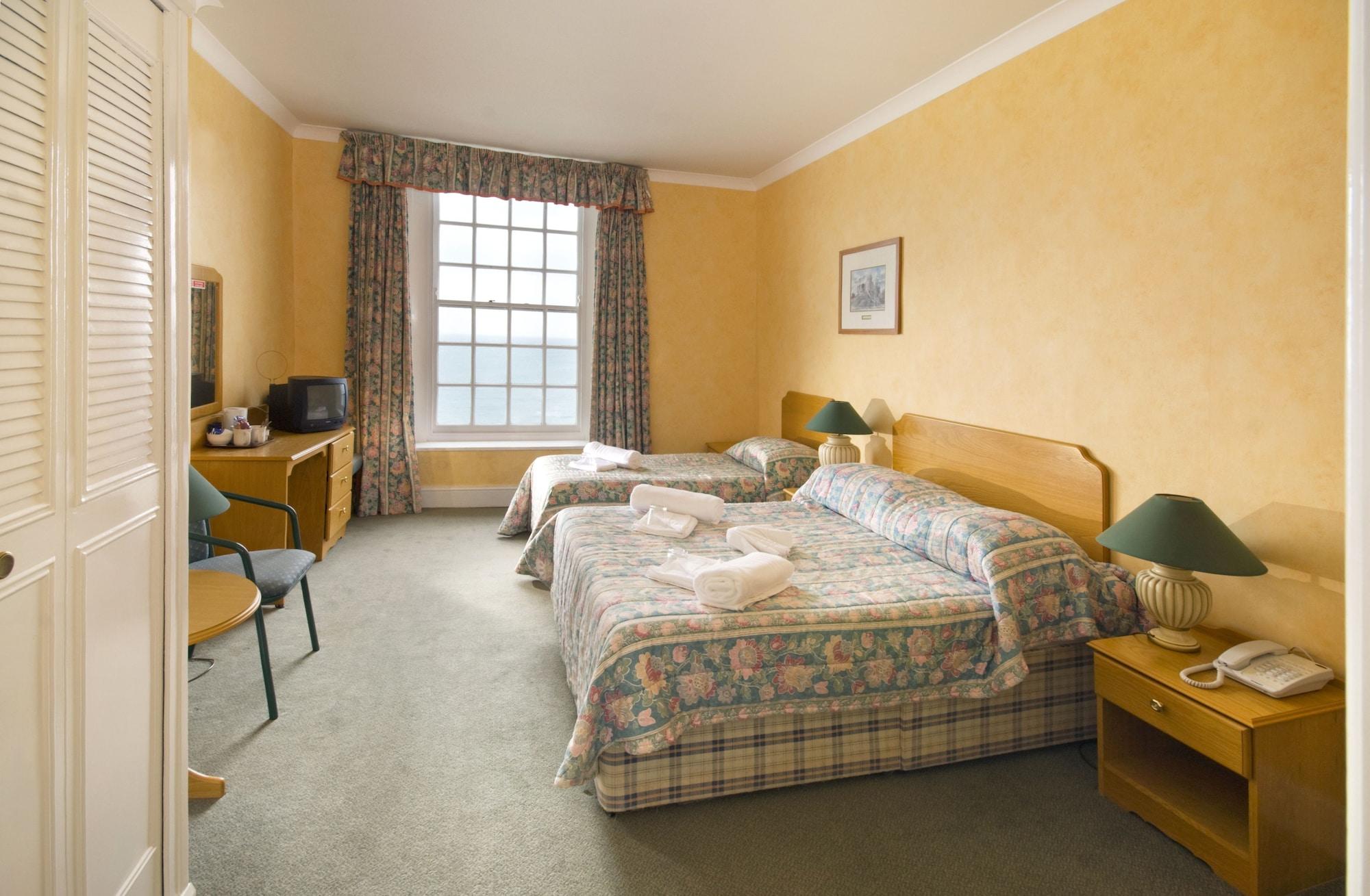 Imperial Hotel Tenby Esterno foto